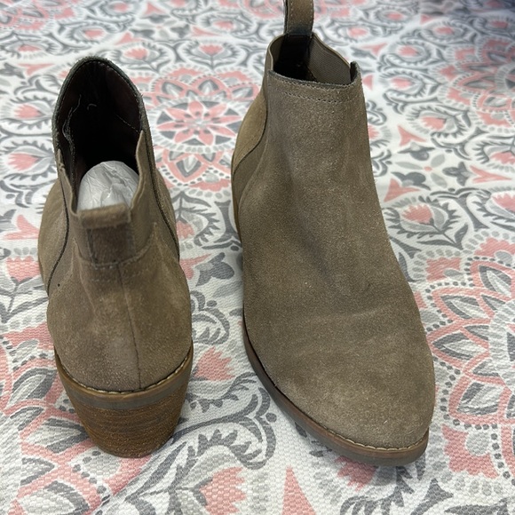 🔅‼️Kelly & Katie Sued Ankle Boots size 7.5 W - Picture 11 of 15